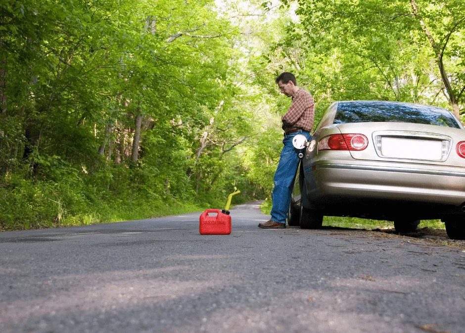 Emergency-Fuel-Delivery-Your-Solution-When-You-Run-Out-of-Gas-Mableton-Towing-Roadside-Assistance-2-940x675